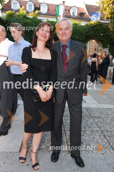 Kristijan Ukmar, nekdanji ravnatelj SNG Opera in Balet Ljubljana in soproga Branka Strmole Ukmar, pedagoginjaMahler v Ljubljani, otvoritev Festivala Ljubljana 2010