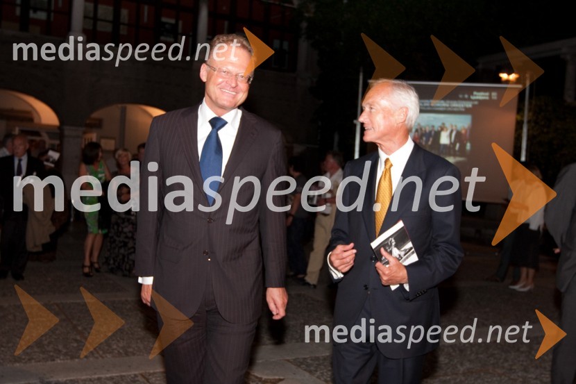 Janez Škrabec, direktor podjetja Riko d.o.o. in Janez Pergar, predsednik upravnega odbora podjetja Kompas d.d.Mahler v Ljubljani, otvoritev Festivala Ljubljana 2010