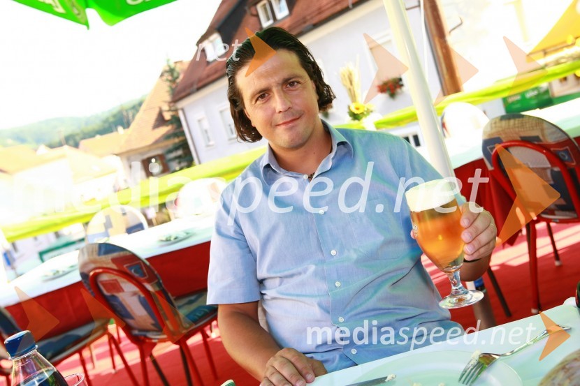 Zlatko Zahovič, športni direktor NK MariborPivo in cvetje 2010, otvoritev