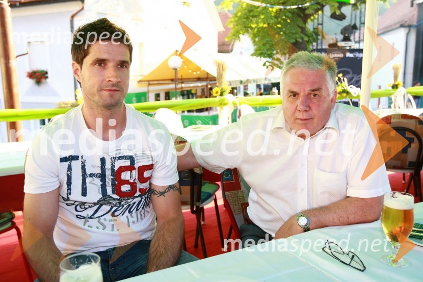 Roman Pungartnik, direktor rokometnega kluba Celje Pivovarna Laško in Marko Jugovič, direktor grosistične prodaje družbe Pivovarna Laško d.d.Pivo in cvetje 2010, otvoritev