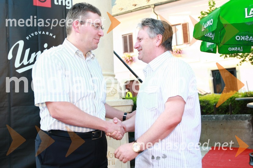 Žiga Debeljak, predsednik uprave družbe Mercator in Dušan Zorko, direktor družbe Pivovarna Laško d.d.Pivo in cvetje 2010, otvoritev