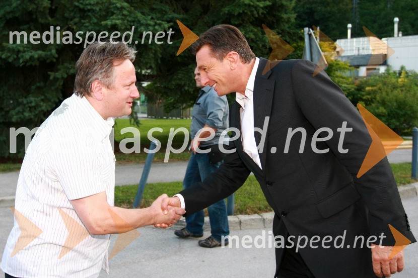 Dušan Zorko, direktor družbe Pivovarna Laško d.d. in Borut Pahor, predsednik vlade Republike SlovenijePivo in cvetje 2010, otvoritev