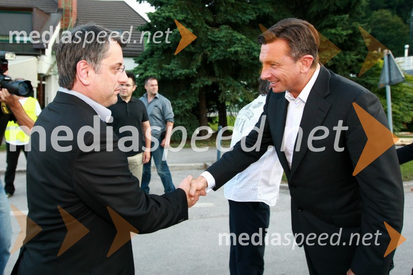 Matjaž Han, poslanec in Borut Pahor, predsednik vlade Republike SlovenijePivo in cvetje 2010, otvoritev