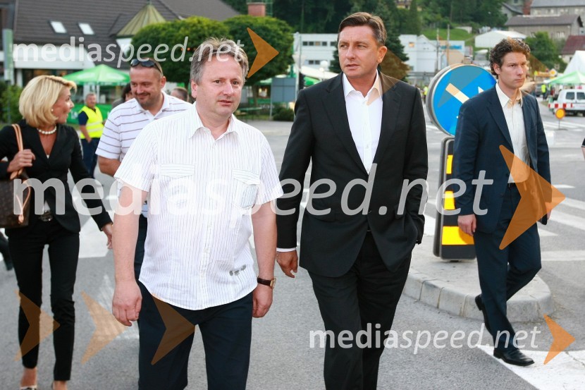 Dušan Zorko, direktor družbe Pivovarna Laško d.d. in Borut Pahor, predsednik vlade Republike SlovenijePivo in cvetje 2010, otvoritev