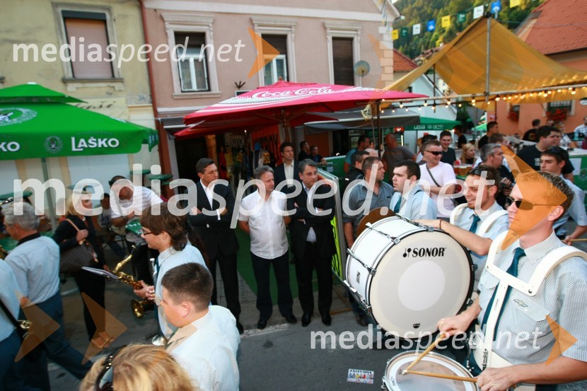 Borut Pahor, predsednik vlade Republike Slovenije, Dušan Zorko, direktor družbe Pivovarna Laško d.d. in Matjaž Han, poslanecPivo in cvetje 2010, otvoritev
