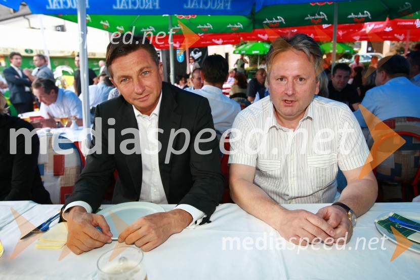 Borut Pahor, predsednik vlade Republike Slovenije in Dušan Zorko, direktor družbe Pivovarna Laško d.d.Pivo in cvetje 2010, otvoritev