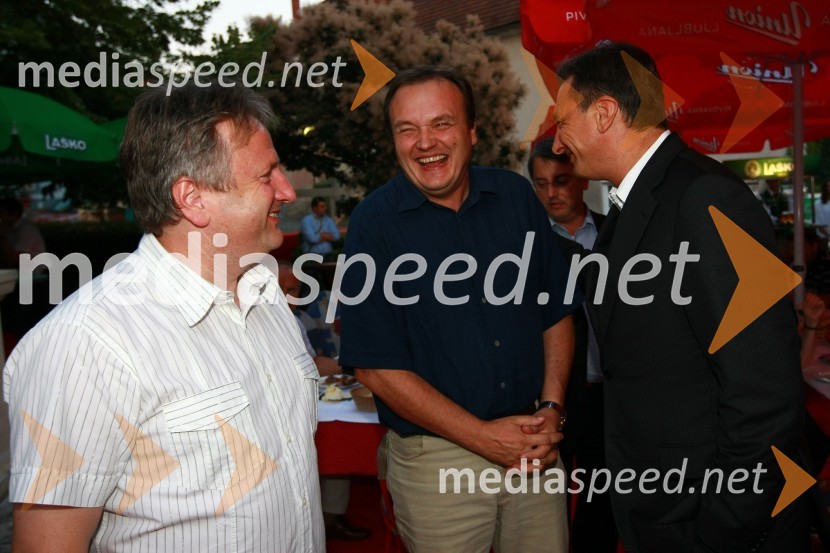 Dušan Zorko, direktor družbe Pivovarna Laško d.d., Franc Zdolšek, župan občine Laško in Borut Pahor, predsednik vlade Republike SlovenijePivo in cvetje 2010, otvoritev