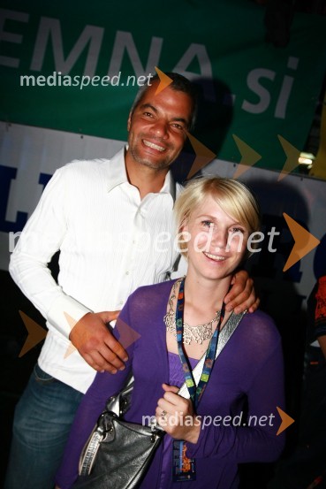 Saša Arsenovič, direktor podjetja S.Oliver SLO in žena Nina Arsenovič, direktorica Mladinskega kulturnega centra Maribor18. Festival Lent 2010, zaključek festivala z Magnifico&Turbulenza