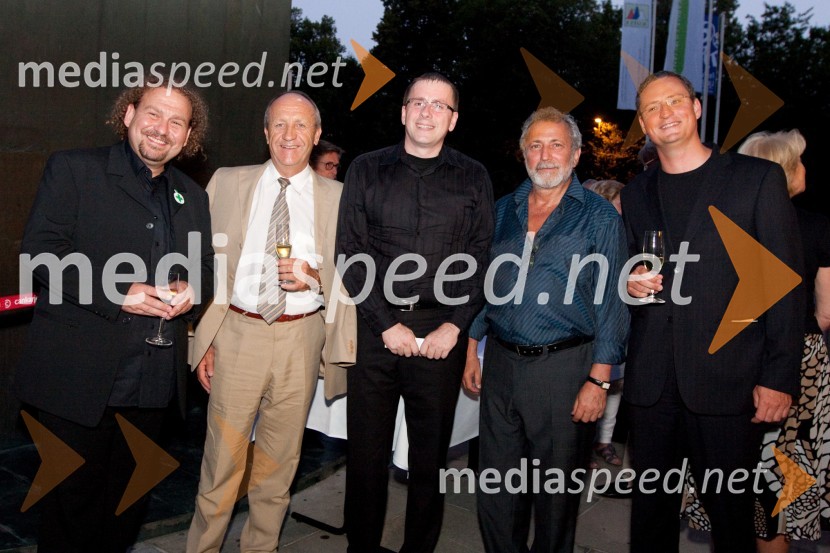 Darko Brlek, direktor Festivala Ljubljana, Branko Pavlin, predsednik uprave časopisne družbe Dnevnik, Jani Möderndorfer, podžupan Ljubljane, Boris Eifman, koreograf in Marko Jaklič, direktor Lekarna LjubljanaFestival Ljubljana: Ruski Hamlet, balet