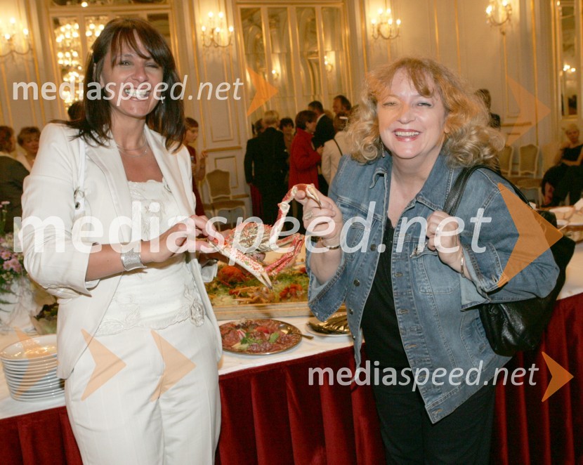 Živa Emeršič, kulturna urednica RTV Slovenija  in Alenka Cilenšek, dramska igralkaRadio Maribor 60 let, SNG Maribor