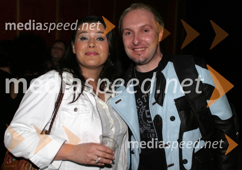 Dada Kladenik in Frenk Nova, pevcaFunky Tina (Martina Cvetežar), promocija albuma NE