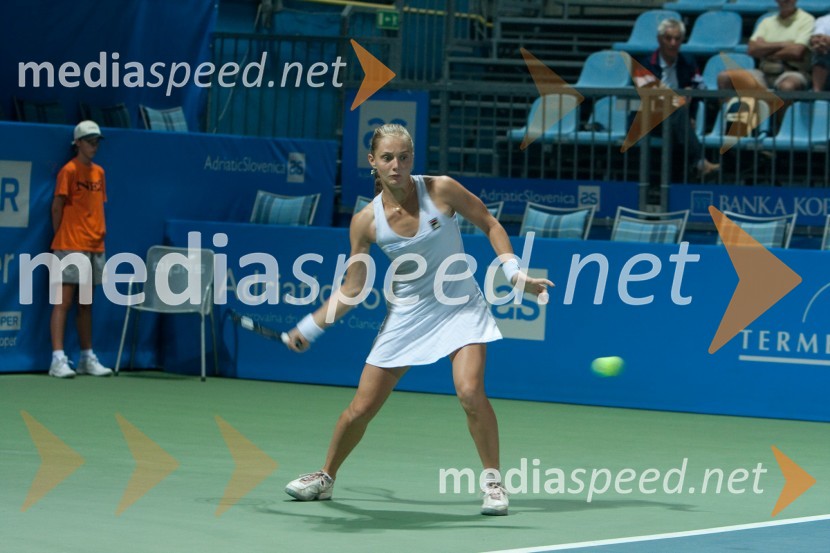 Anna Chakvetadze, teniška igralkaSlovenia Open 2010, dvoboj med Katarino Srebotnik in Polono Hercog