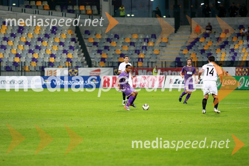 Marcos Magno Morales Tavares in Armin Bačinović, nogometaša NK Maribor ter nogometaša NK VideotonNK Maribor - Videoton, 3. krog kvalifikacij za Ligo Europa