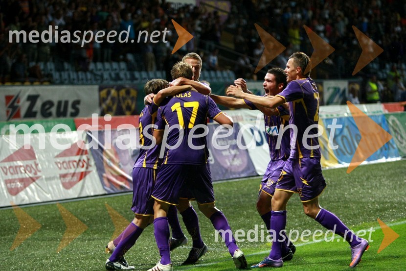 Veselje nogometašev NK Maribor ob zadetkuNK Maribor - Videoton, 3. krog kvalifikacij za Ligo Europa
