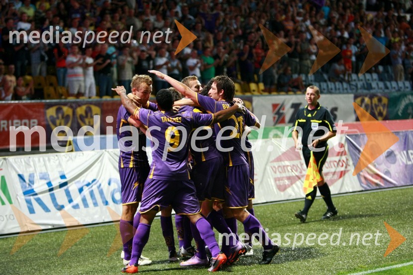 Veselje nogometašev NK Maribor ob zadetkuNK Maribor - Videoton, 3. krog kvalifikacij za Ligo Europa