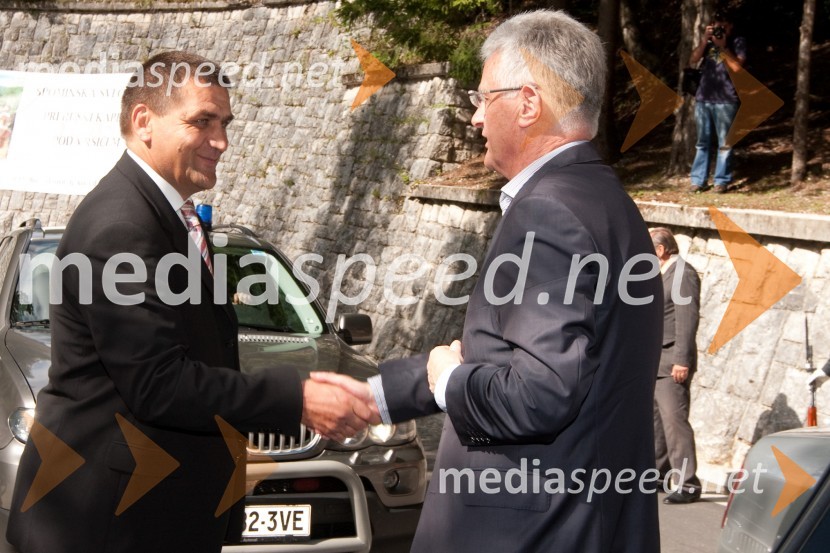 Jure Žerjav, župan Kranjske Gore in Pavel Gantar, predsednik Državnega zboraSpominska slovesnost ob Ruski kapelici