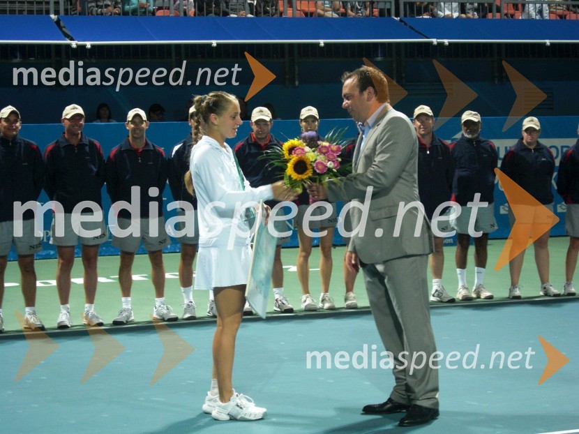 Ana Čakvetadze, teniška igralka in Andrej Bizjak, direktor turnirja Banka Koper Slovenia OpenSlovenia Open 2010, finale
