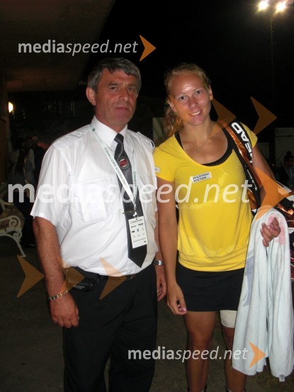 Johanna Larsson, teniška igralka in varnostnikSlovenia Open 2010, finale