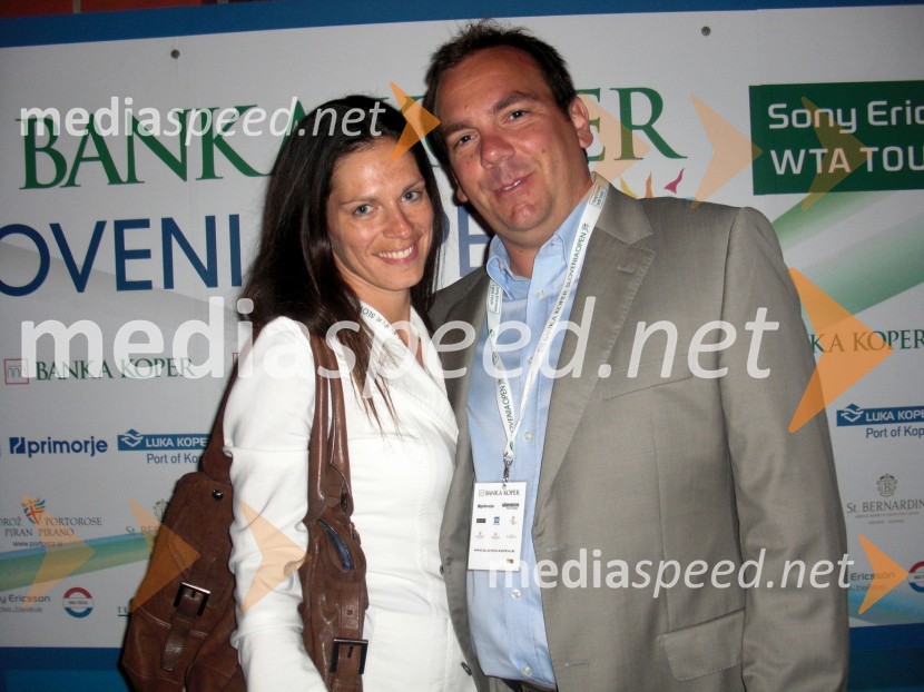 Andrej Bizjak, direktor turnirja Banka Koper Slovenia Open in zaročenka Urška Kariž
Slovenia Open 2010, finale