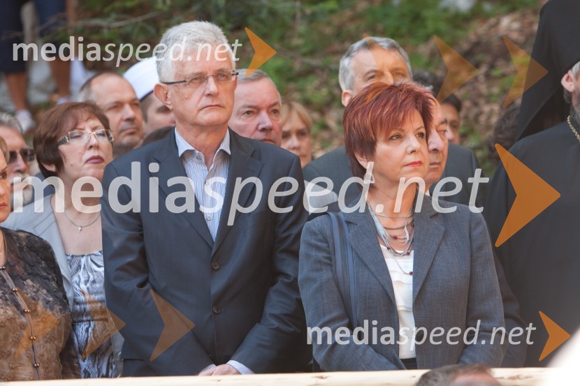 Pavel Gantar, predsednik Državnega zbora in Majda Širca, ministrica za kulturoSpominska slovesnost ob Ruski kapelici
