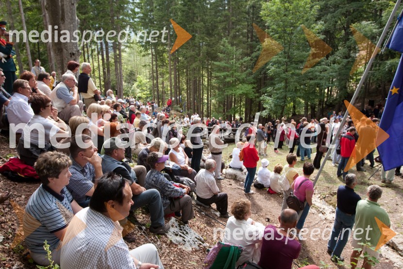 Spominska slovesnost ob Ruski kapelici