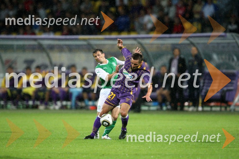 Nogometaš Hibernian FC in 	Armin Bačinović, nogometaš NK MariborNK Maribor - Hibernian, 3. krog kvalifikacij za ligo Europa