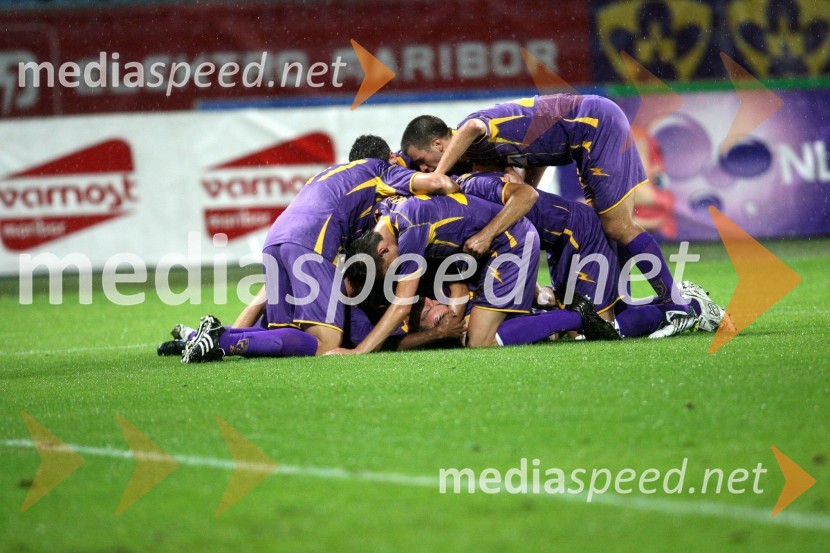 Veselje nogometašev NK MariborNK Maribor - Hibernian, 3. krog kvalifikacij za ligo Europa