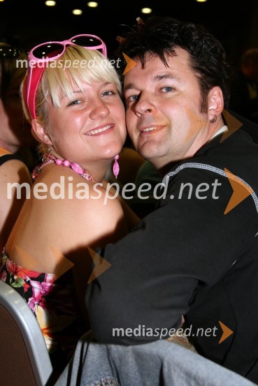 Mirna Reynolds, pevka in Simon Gomilšek, Duo PlatinMiss Slovenije 2006, polfinale