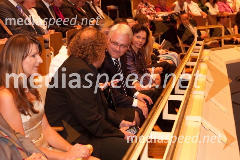 Darko Brlek, direktor Festivala Ljubljana, spremljevalka Janja Lamberger in dr. Ivo Josipović, predsednik Republike HrvaškeFestival Ljubljana: koncert Mariinskega gledališča iz Sankt Petersburga