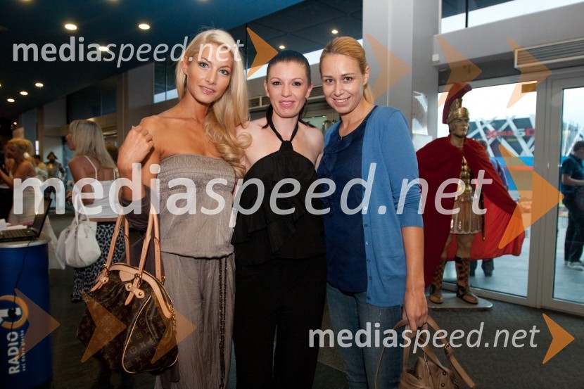 Lucija Gubenšek, manekenka, Nina Urbančič Romih, odnosi z javnostjo in Andreja Freyer, StorySalt, premiera filma