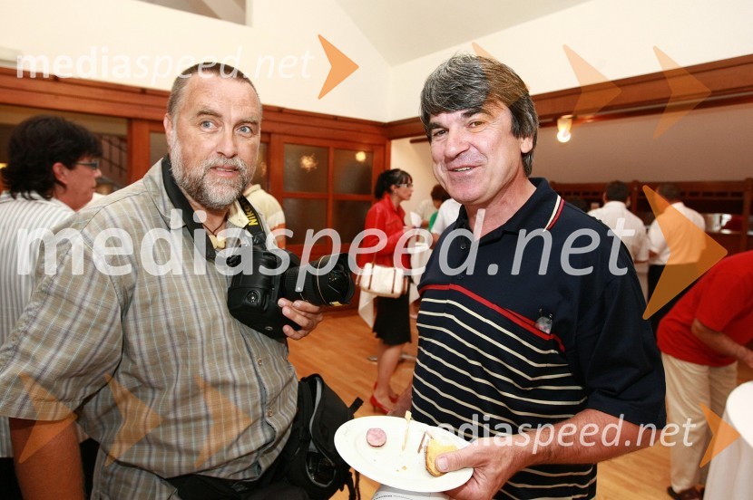 Srđan Živulović Bobo, fotograf in Tone Anderlič, poslanec2. festival Kranjske klobase