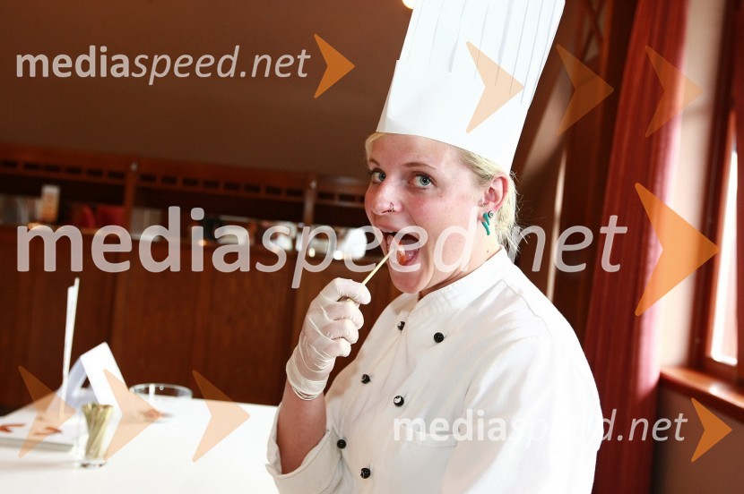 Ana Lihteneker2. festival Kranjske klobase