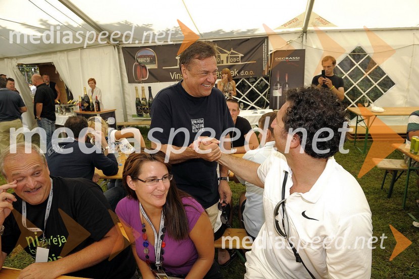 Andreja Katič, direktorica občinske uprave Velenje, Zoran Jankovič, župan mestne občine Ljubljana in dr. Patrick Vlačič, minister za prometVIP teniški turnir 2010