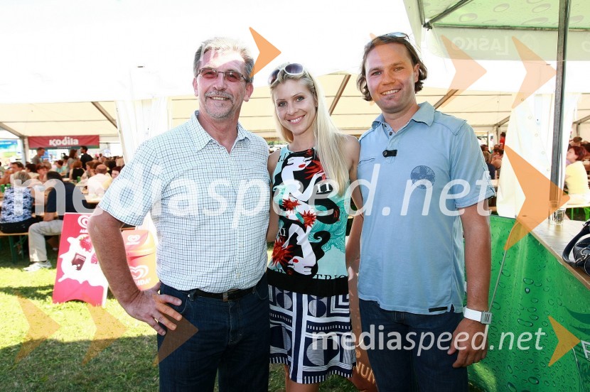 Dr. Bojan Korošec, direktor Splošne bolnišnice Murska Sobota, Vesna Vitrih, slikarka in lastnica VV ART in Kristjan Magdič, direktor in lastnik podjetja FrontalDobrodelni koncert za bolnišnico Murska Sobota