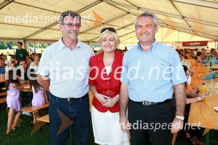 Dr. Bojan Korošec, direktor Splošne bolnišnice Murska Sobota, Metka Lipič Baligač, pomočnica direktorja za področje zdravstvene nege in Marjan Maček, pomočnik direktorja za poslovne zadeve
Dobrodelni koncert za bolnišnico Murska Sobota