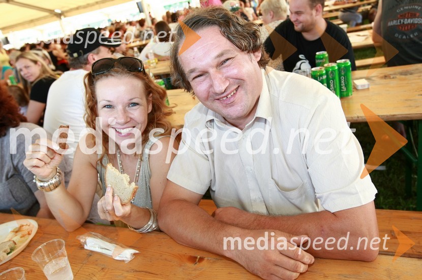 Regina Kogoj, pevka in dr. Mitja Slavinec, poslanec  	 
Dobrodelni koncert za bolnišnico Murska Sobota