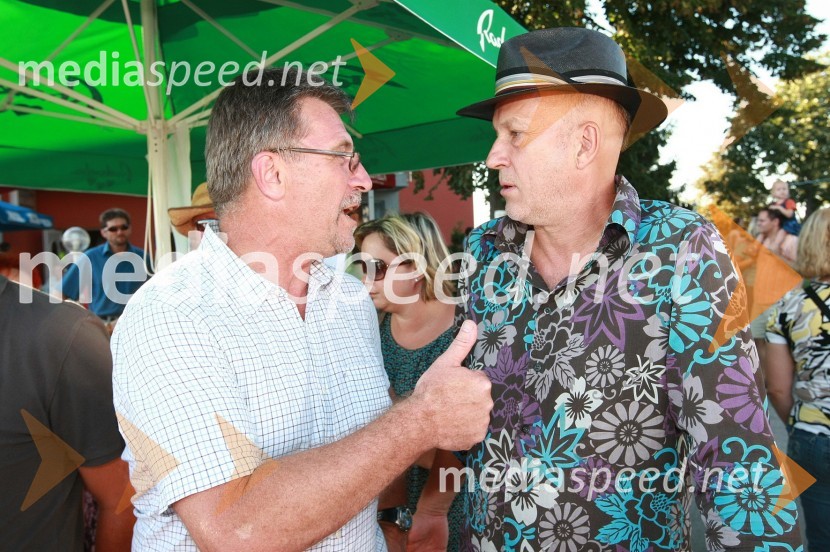 Dr. Bojan Korošec, direktor Splošne bolnišnice Murska Sobota in Vlado Kreslin, glasbenikDobrodelni koncert za bolnišnico Murska Sobota