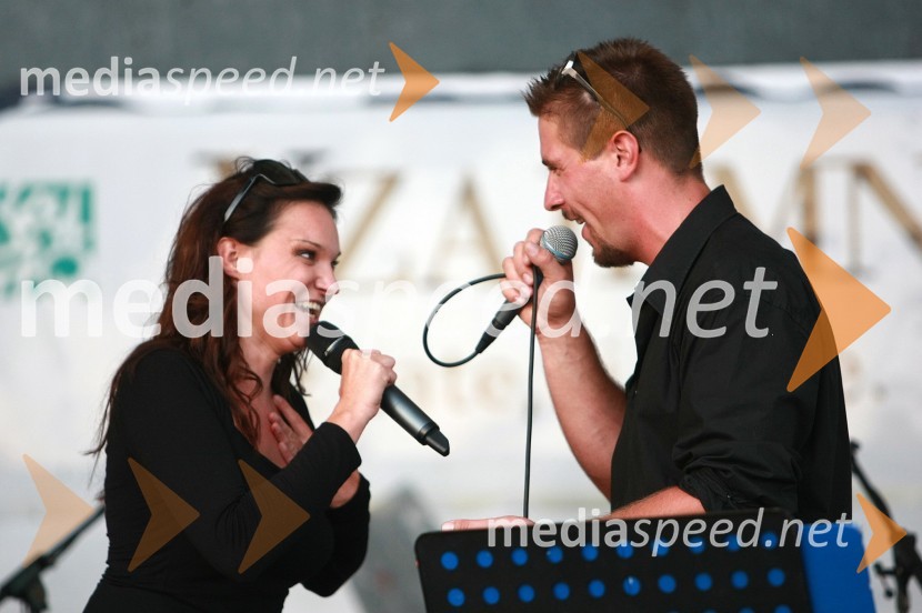 Alenka Gotar, pevka in Gašper Gustinčič, pevec skupine SonsDobrodelni koncert za bolnišnico Murska Sobota