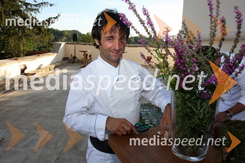 Tomaž Kavčič, restavracija Pri Lojzetu (dvorec Zemono)Salon Traminec 2010