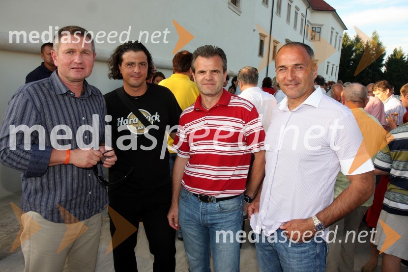 Matjaž Kek, selektor slovenske nogometne reprezentance, Zlatko Zahovič, športni direktor NK Maribor, ... in Darko Milanič, trener NK MariborSalon Traminec 2010