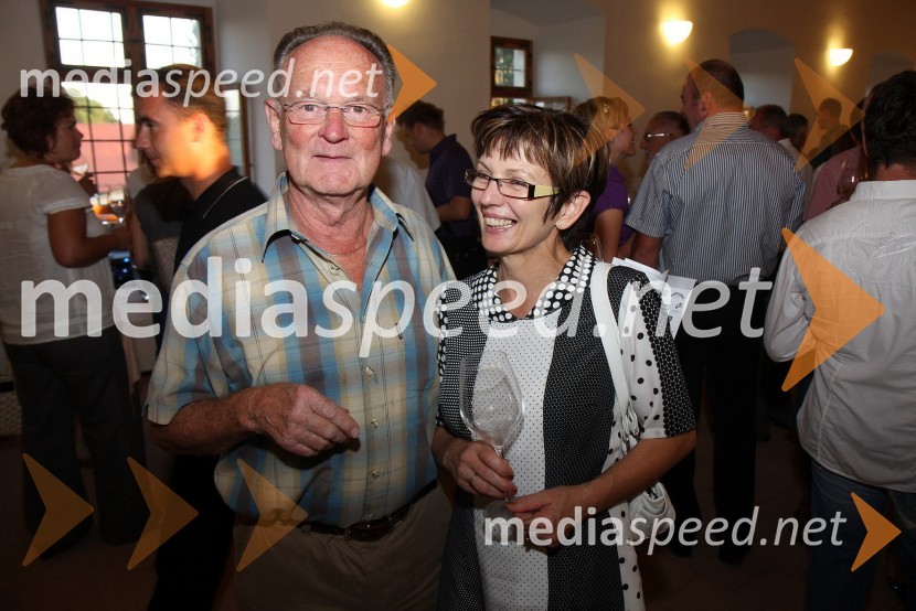 ... in Mateja Jaklič, vodja komerciale Pomurskega sejma d.d.Salon Traminec 2010