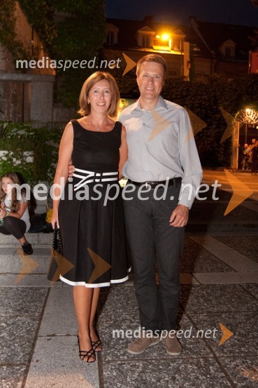 Samuel Žbogar, zunanji minister s sporogoFestival Ljubljana 2010: Watching others, balet