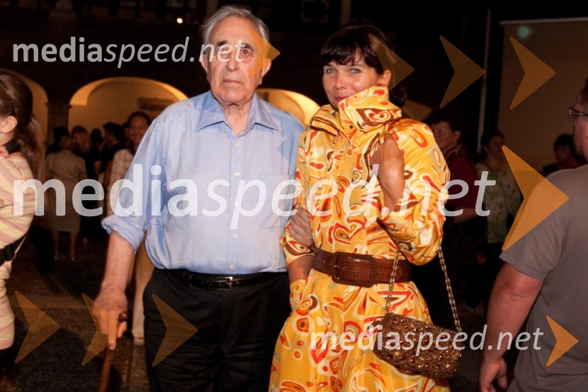 Jurij Gustinčič, novinar in Javorka Križman, mama balerine Tijuane KrižmanFestival Ljubljana 2010: Watching others, balet