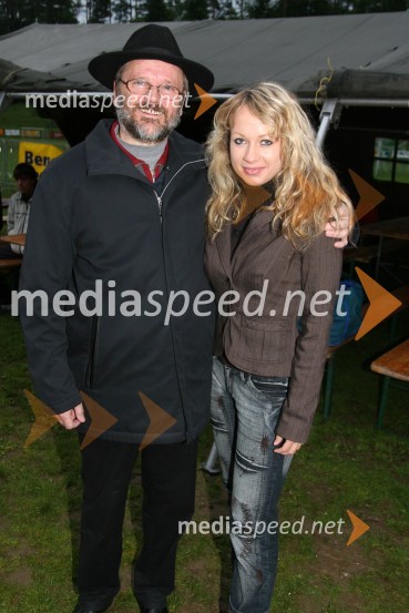 Vili Rezman, župan občine Ruše ter poslanec v državnem zboru in Katja Lesjak, skupina Skuter10 let televizije RTS Maribor