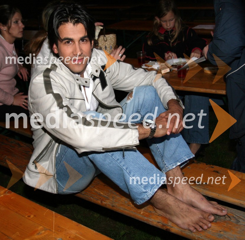 Domen Kumer, pevec10 let televizije RTS Maribor