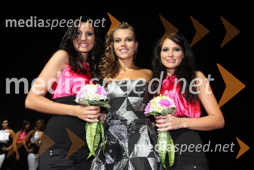 Sandra Skutnik, zmagovalka Talent Show za Miss Slovenije 2010 in Tina Petelin, Miss Slovenije 2009 ter Sandra Adam, zmagovalka izbora Top Model za Miss Slovenije 2010Miss Slovenije 2010, Top model in Talent show