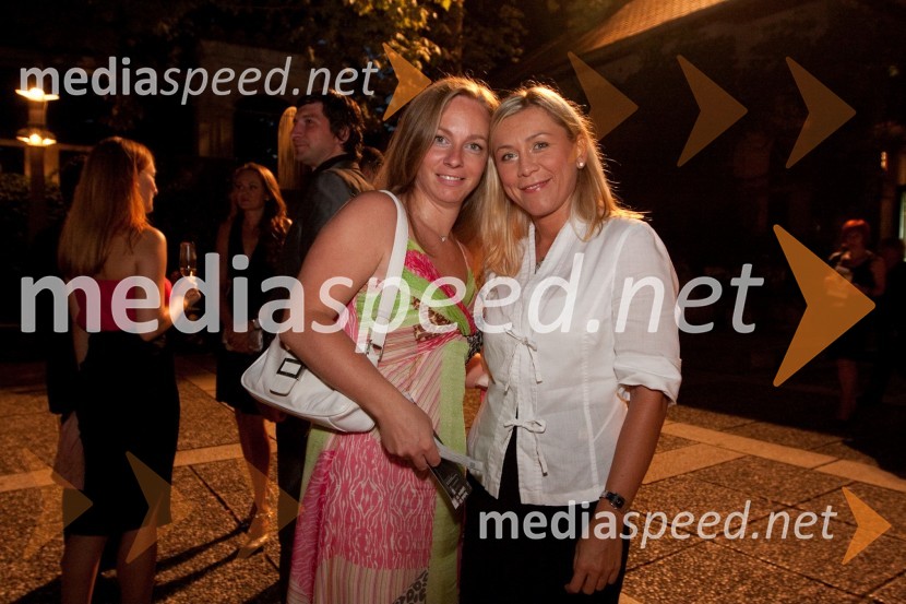 Katja Kovač, Mladinska knjiga in Mojca Briščik, direktorica sektorja za odnose z javnostmiPaco de Lucia zaključil Festival Ljubljana 2010