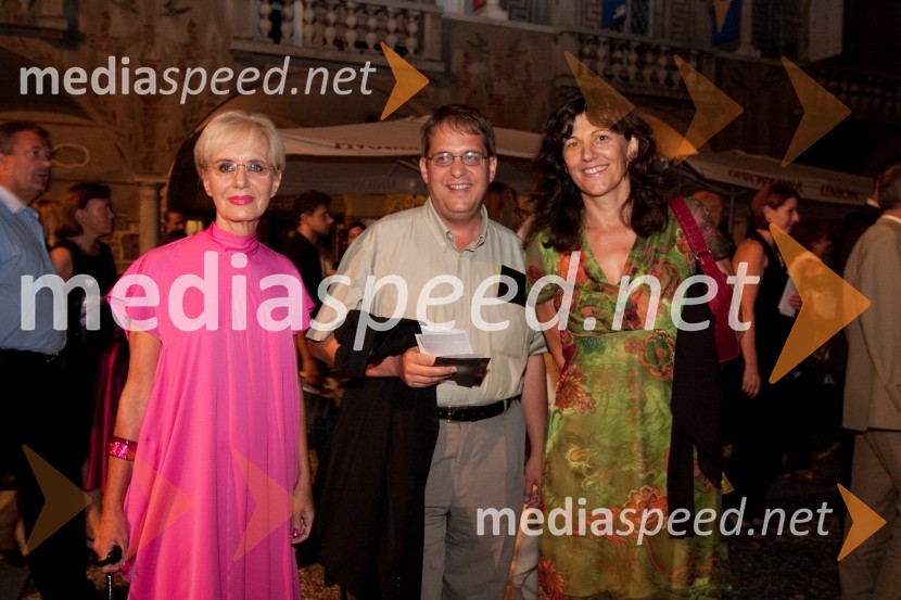 Metka Premerl, slavistka, sin Alen Premerl in Mojca StrajnarPaco de Lucia zaključil Festival Ljubljana 2010