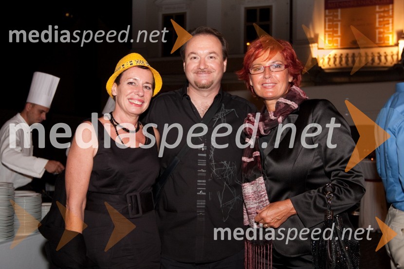 	Milenka Knez, Mial media marketing, Patrik Greblo, glasbenik in Darinka Pavlič Kamien, vodja službe za odnose z javnostmi pri Telekomu SlovenijaPaco de Lucia zaključil Festival Ljubljana 2010