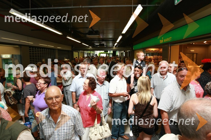 Tržnica Maribor, odprtje osrednjega pokritega dela mariborske tržnice